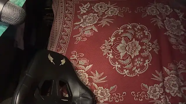 CharlaKitto 网络视讯表演