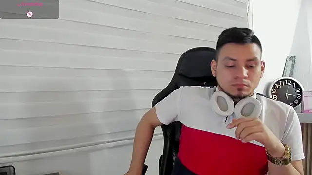 Rick_Adams Live XXX-chat