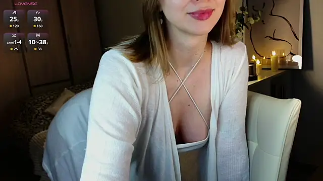 mynameloveeeeee live XXX chat