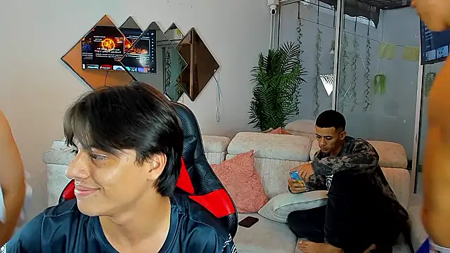 Houseofwarrios 网络视讯表演