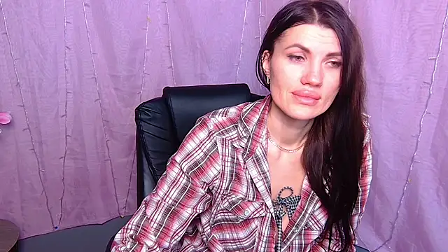 MilaLoona Obrolan Langsung XXX