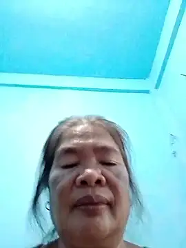 Show modela sexylizzy4u na web-kameri