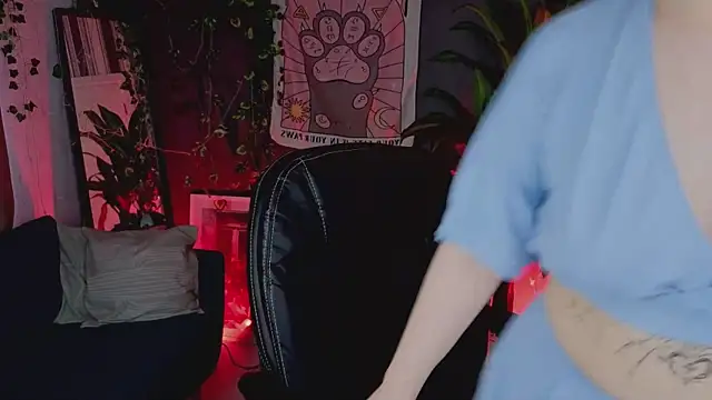 Chat +18 de Waifu_Ketrin ao vivo