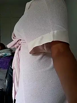 Barbieee1301: απευθείας συνομιλία ΧΧΧ