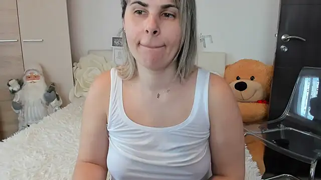 sweetemy4u Adlı Modelin Web Kamerası Şovu