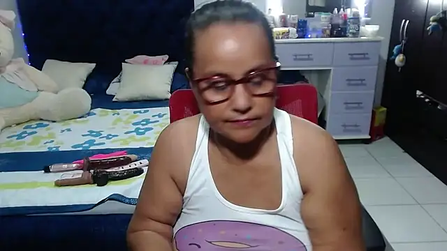 pervert_mommy_ Chat XXX in diretta