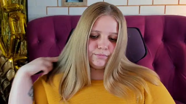 SladaDell's Live XXX Chat