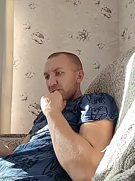 Chat +18 de _uncle_Mitya-43_ ao vivo