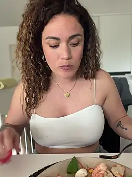 Živý XXX chat Clarasense__