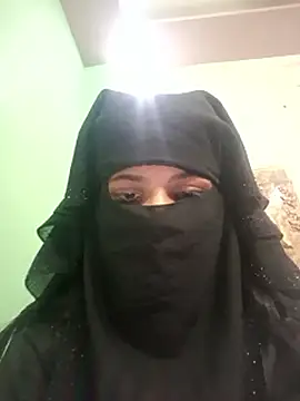 Aafreen_36 লাইভ XXX চ্যাট