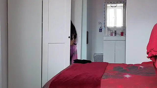 Chat +18 de HotSpicyGujju ao vivo