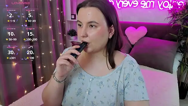 FeralPeach – webcam-show