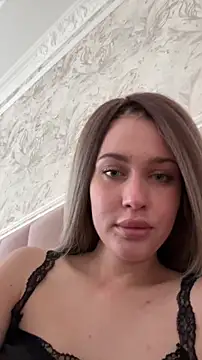 Živý XXX chat KikiWatson