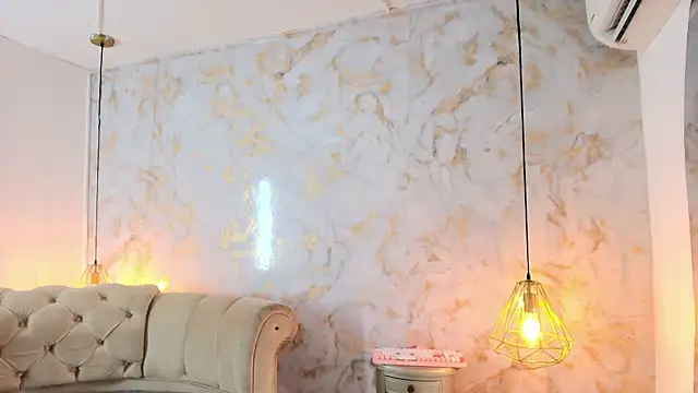 khloeblake: онлайн-секс-чат