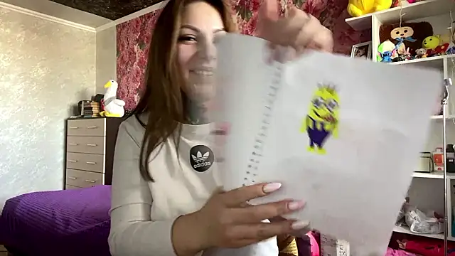 TraciBallena 现场XXX聊天