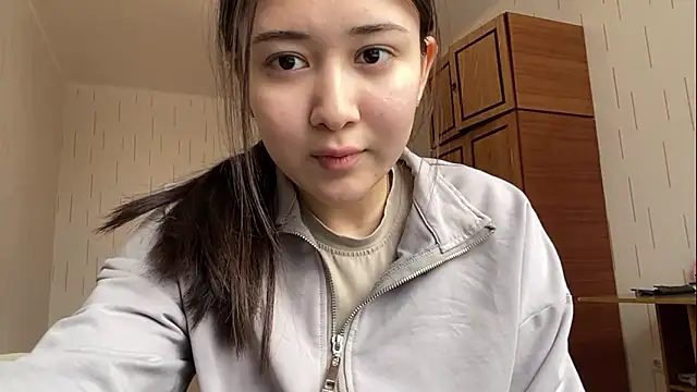 YourMiIa 现场XXX聊天