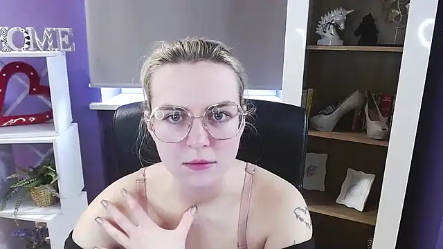 Chat XXX en directo de Zoey_Erotic