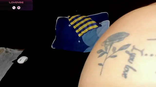 Sofie-Storm: онлайн-секс-чат