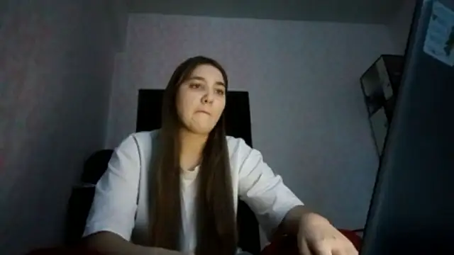 Show modela JanineThielman na web-kameri