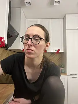 Show modela MartiniiSelenna na web-kameri