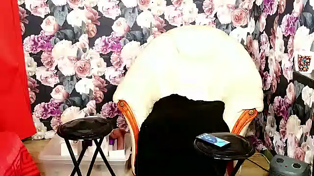 XXX chat uživo modela NASSYMIA03