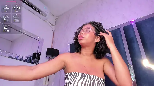 MilaHall_ 라이브 XXX 채팅