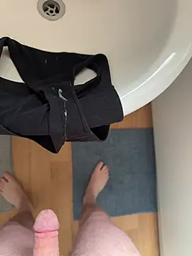 Feettlover69のウェブカメラショー