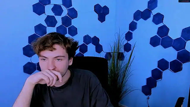 Show modela thomas_crow_ na web-kameri