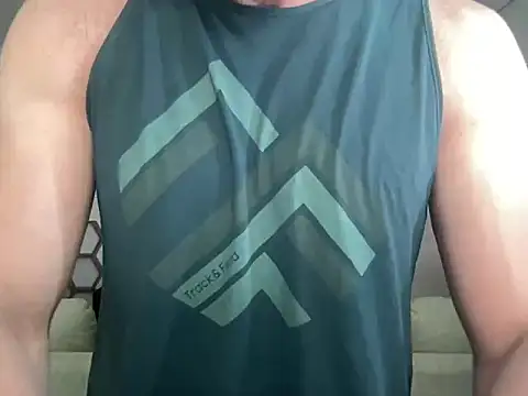 Pokazy przed kamerką – marcoswildcam