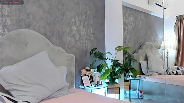 LisaCroft: онлайн-секс-чат