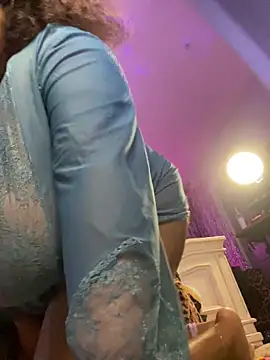 xoxoSELENAxoxo's Webcam Show