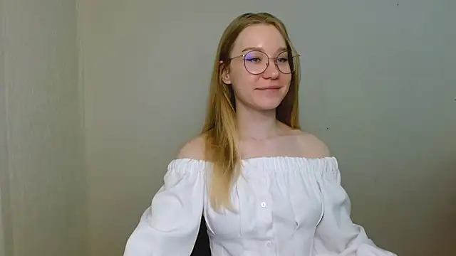 cindi_hot Chat XXX in diretta