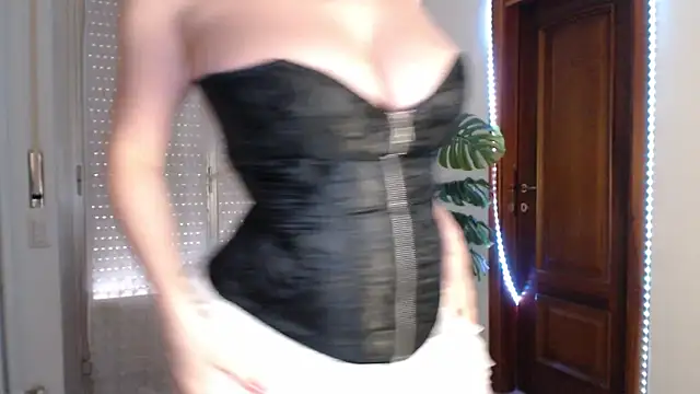 sweet_shy – Live XXX-chat