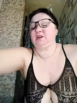 Holly-69 – Live XXX-chat