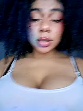 Yerystar – webcam-show