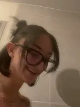 Czat XXX na żywo – Lolasecret_