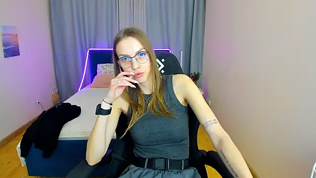 Steel_Dolll Live XXX-chat