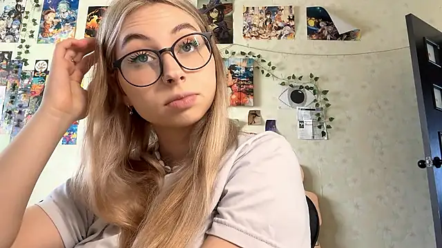 JanelBray Chat XXX in diretta