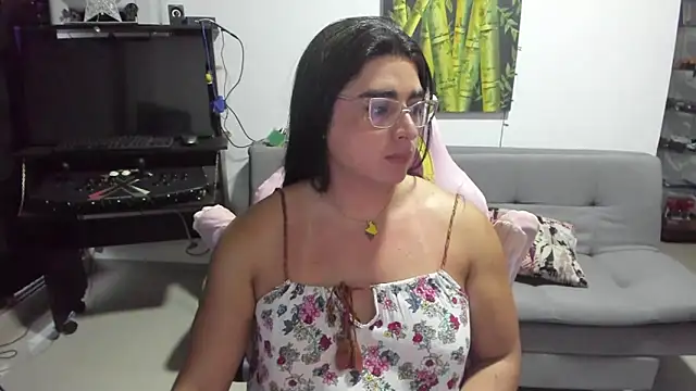 Khalifa_Gold: απευθείας συνομιλία ΧΧΧ