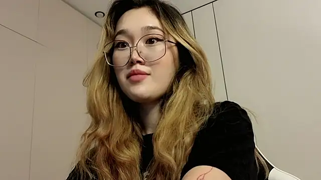 عرض كام Jennatyan