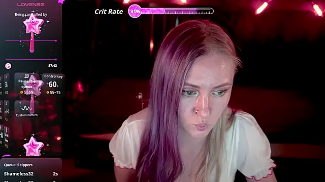 แชท XXX สดของ DramaQuenns