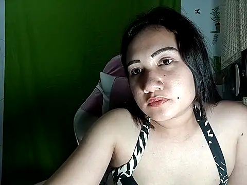 ImYours15 Pertunjukan Webcam