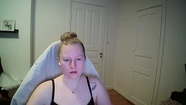 แชท XXX สดของ Girlnina-1995