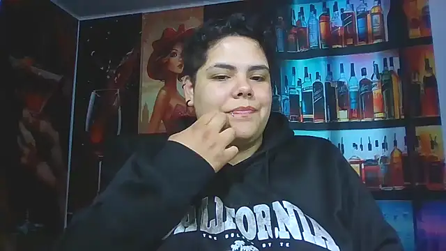 Hailey_Curvy: онлайн-секс-чат