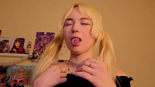 Iris_Ivory's Live XXX Chat