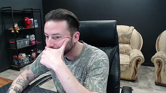 Czat XXX na żywo – MihasikD