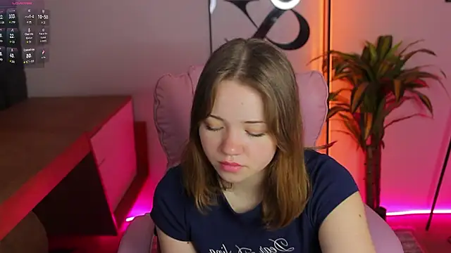 Kiss_Moon: вебкам-шоу