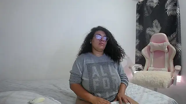 mabigomez00's Webcam Show