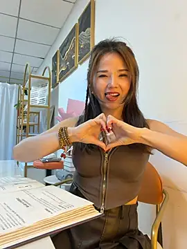 Efangfang's Live XXX Chat