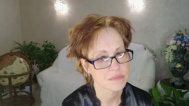 LioraWeiss' Live XXX Chat